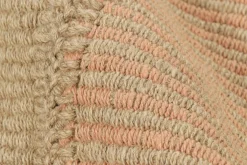 Kelim in Peach and Beige Textural Stripes von Rug&Kilim