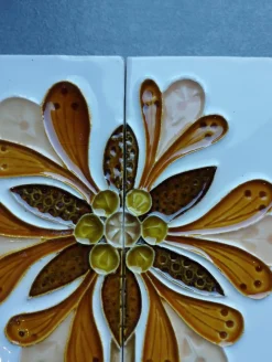 Keramikfliesen von Roger Capron