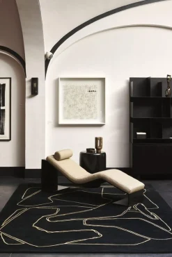 Kimani Bronze und Leder Tagesbett mit Kissen von Reda Amalou Design
