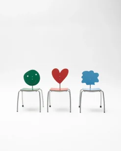 Kindertisch und Stühle von Agatha Ruiz De La Prada für Amat-3, Spanien, 1990er, 4er Set