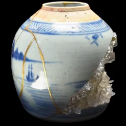 Kintsugi Geode Vase von Myriam Greff