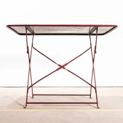 Klappbarer französischer Esstisch aus rotem rechteckigem Metall, 1950er