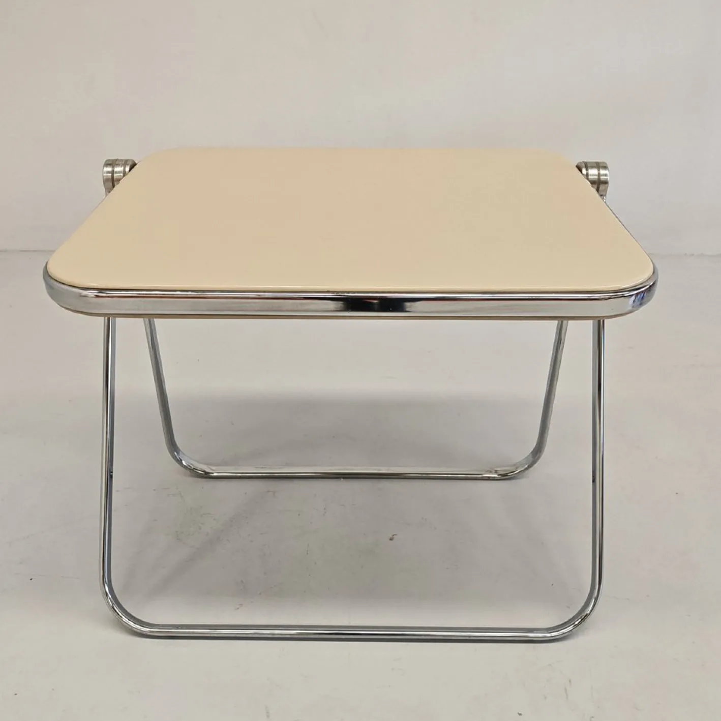 Klappbarer Schreibtisch von Platone G. Piretti für Anonima Castelli, 1970er