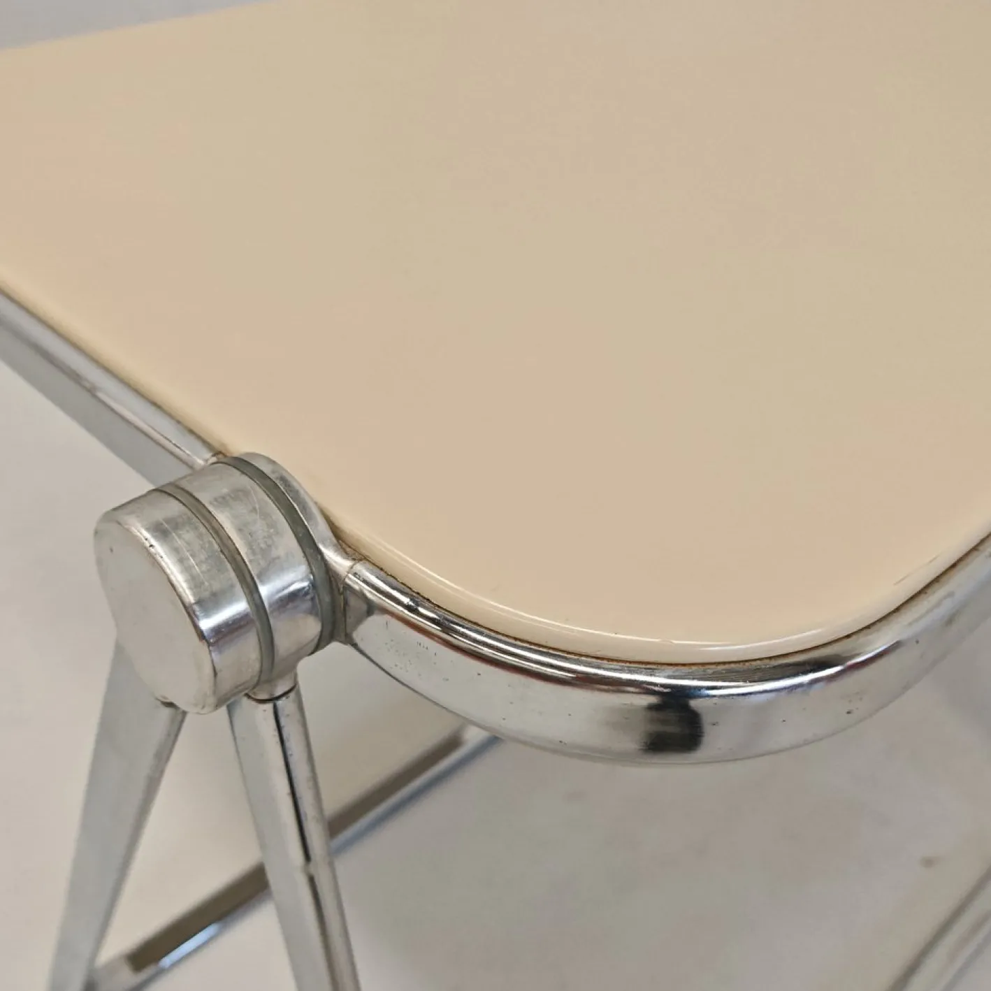 Klappbarer Schreibtisch von Platone G. Piretti für Anonima Castelli, 1970er