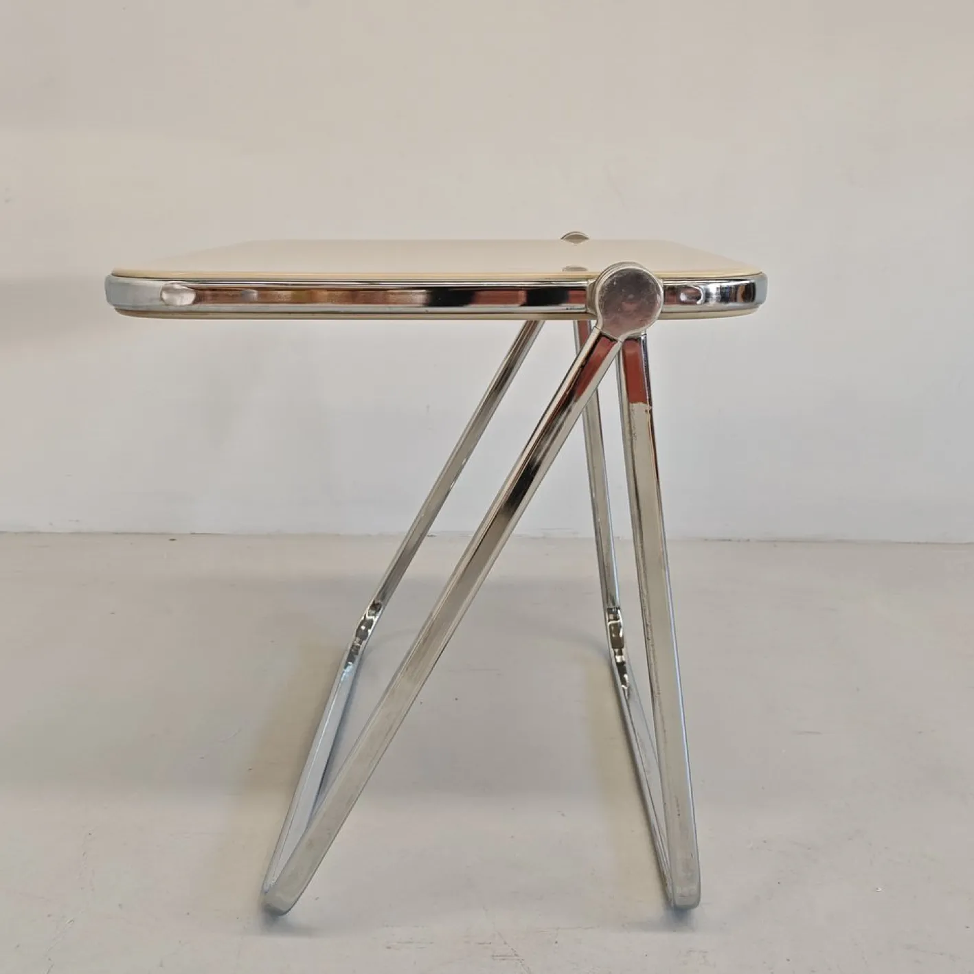 Klappbarer Schreibtisch von Platone G. Piretti für Anonima Castelli, 1970er