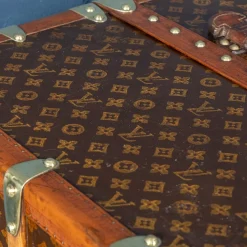 Kleiderschrank-Truhe mit monogrammiertem Leinen von Louis Vuitton, 1930er