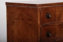 Kleine antike Biedermeier Kommode aus Nussholz, 1820