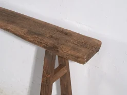 Kleine antike Holzbank