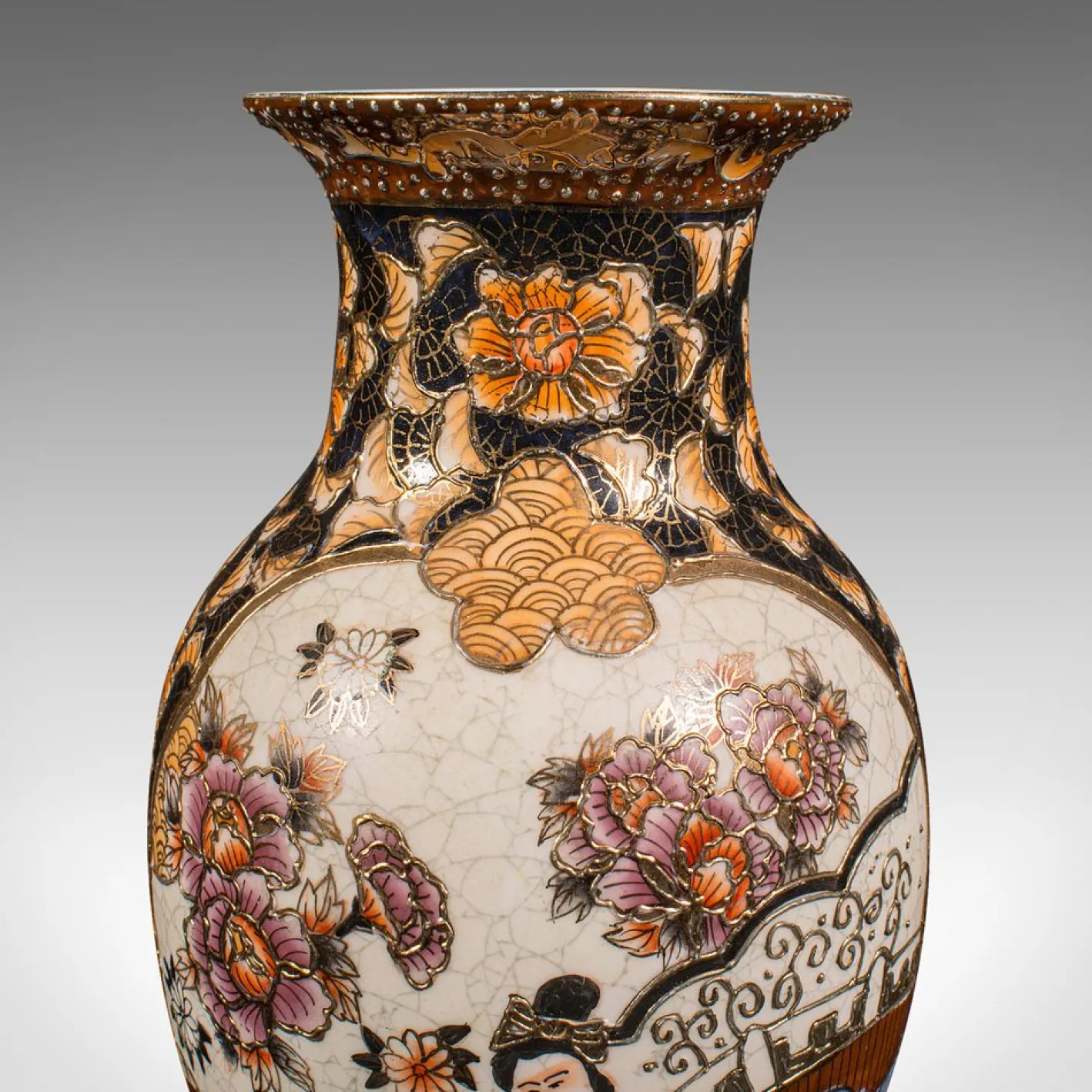Kleine chinesische Vintage Satsuma Vase aus Keramik & Baluster Urne, 1960er