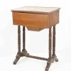 Kleiner Arbeitstisch mit Spiegel im Inneren, Italien, Frühes 20. Jh.
