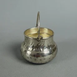 Kleiner Eimer aus 800 Silber mit Vermeil Interieur und Blumenmotiven