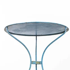Kleiner runder französischer Beistelltisch aus hellblauem Metall, 1950er
