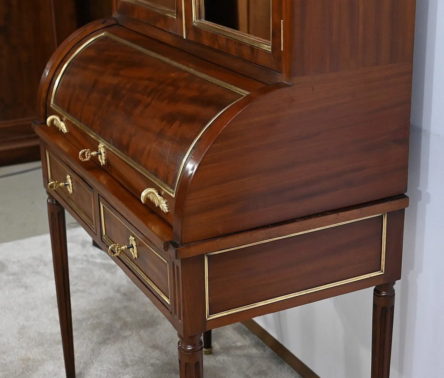 Kleiner zylinderförmiger Louis XVI Sekretär