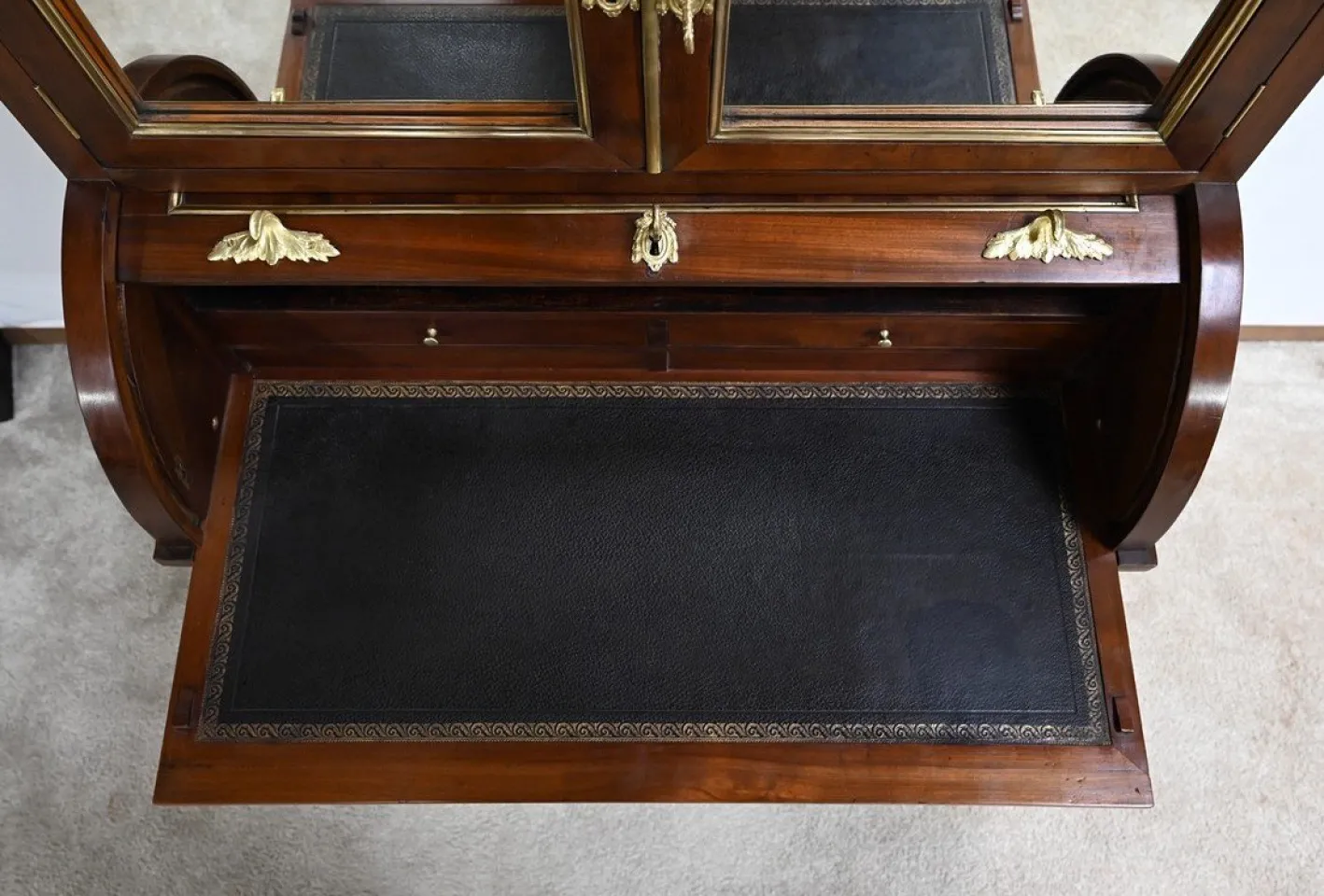 Kleiner zylinderförmiger Louis XVI Sekretär