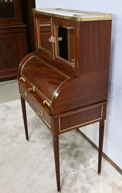 Kleiner zylinderförmiger Louis XVI Sekretär