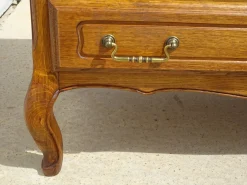 Kleines Sideboard aus heller Eiche mit drehbarer Platte, 1980er