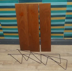 Kleines Vintage String Regal aus Holz, 1960er