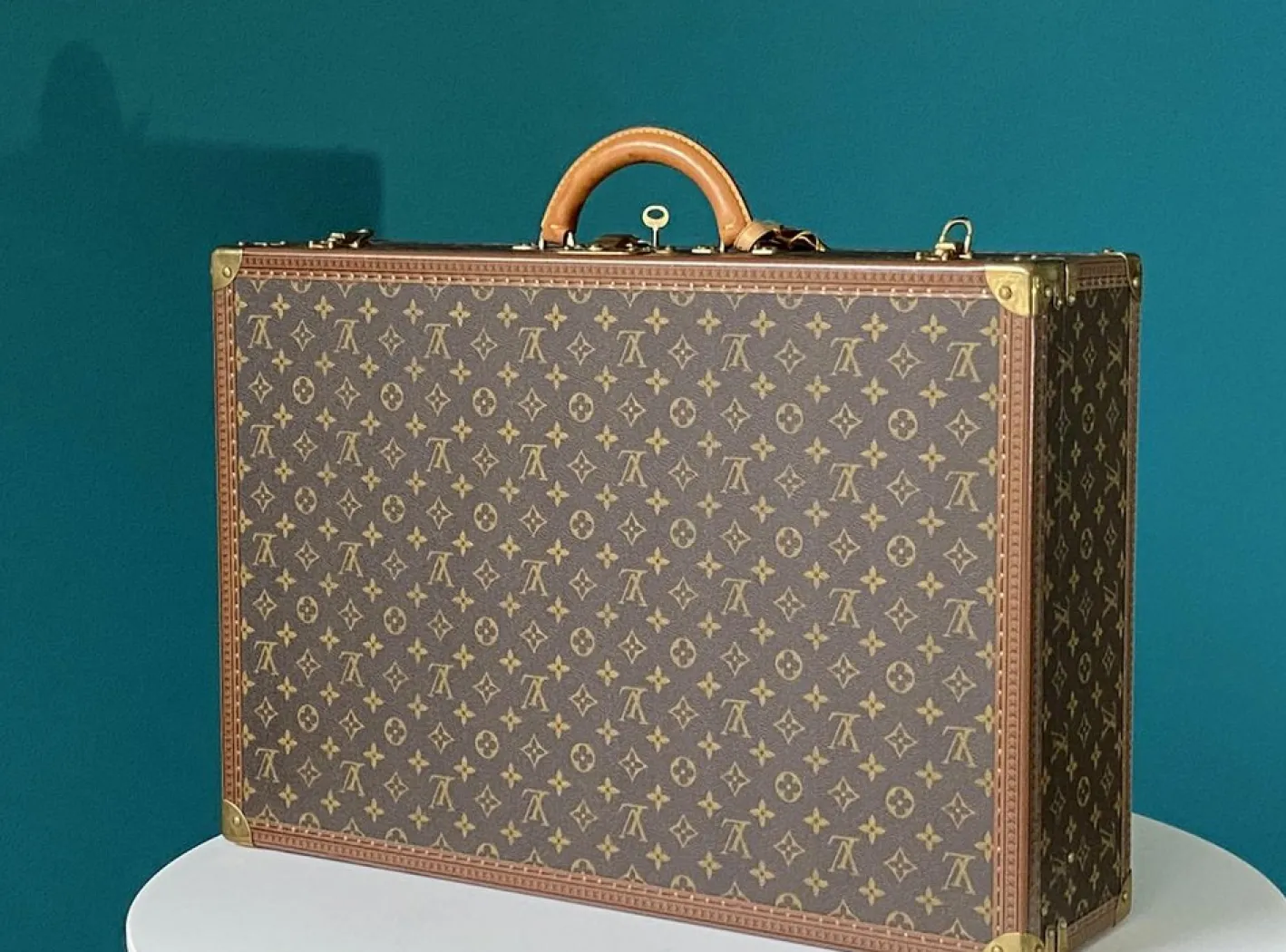 Koffer Alzer von Louis Vuitton, Frankreich