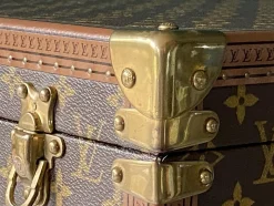 Koffer Alzer von Louis Vuitton, Frankreich