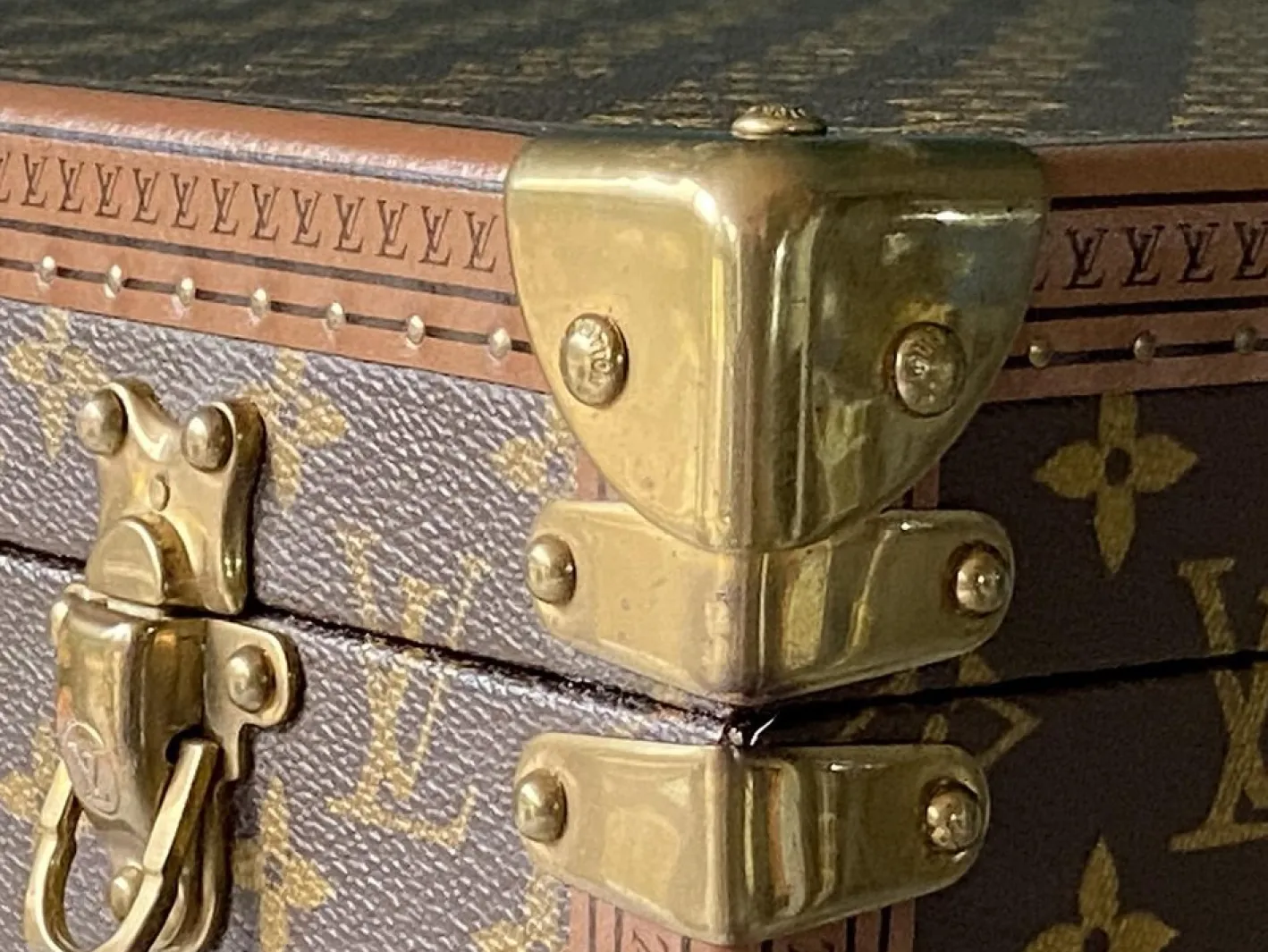 Koffer Alzer von Louis Vuitton, Frankreich