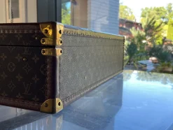 Koffer Alzer von Louis Vuitton, Frankreich