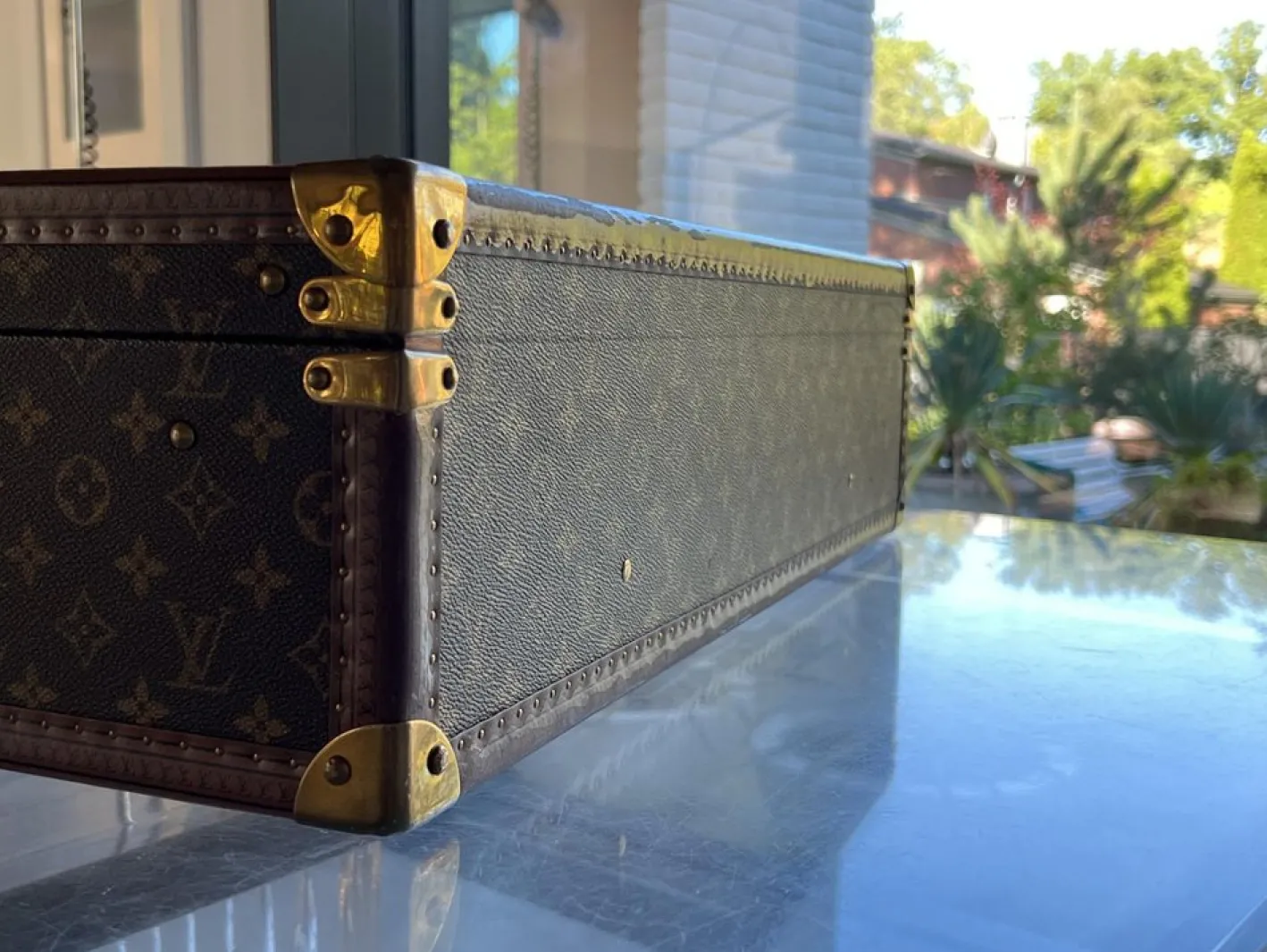 Koffer Alzer von Louis Vuitton, Frankreich