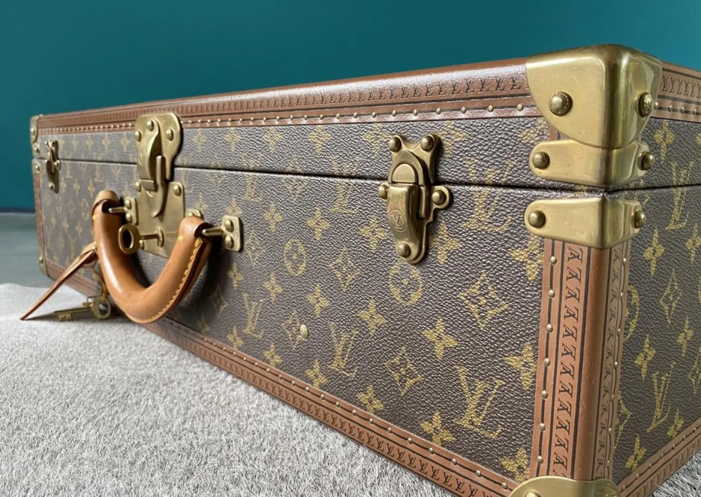 Koffer Alzer von Louis Vuitton, Frankreich