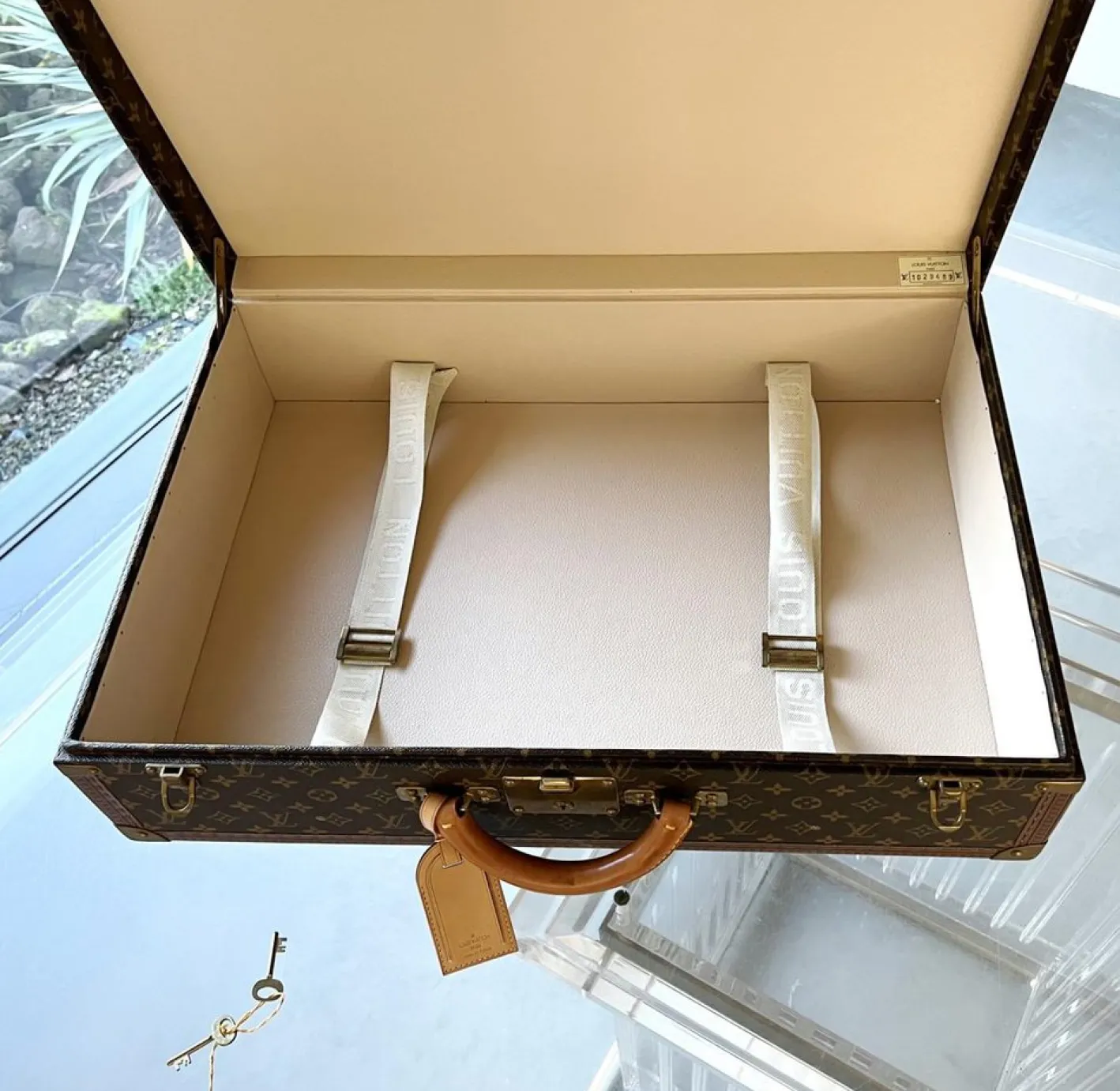 Koffer Alzer von Louis Vuitton, Frankreich