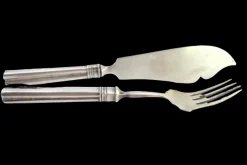 Käsemesser und Gabel aus geprägtem Silber, 2er Set
