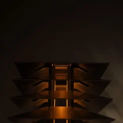 Kōtō Stehlampe aus Aluminium von Bureau of Entropy