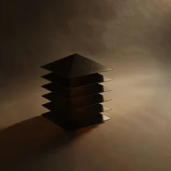 Kōtō Stehlampe aus Aluminium von Bureau of Entropy
