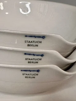 LAB Porzellanschalen mit Ausguss von KPM Berlin, 1920er, 3er Set