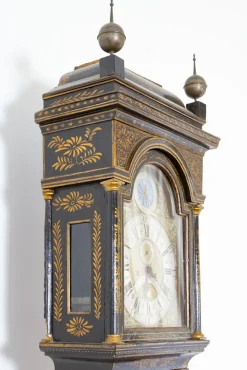 Lackierte Chinoiserie Uhr, 18. Jh.