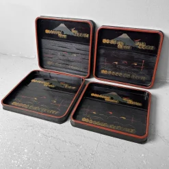 Lackierte Holztabletts mit Berglandschaft, 1920er, 4er Set