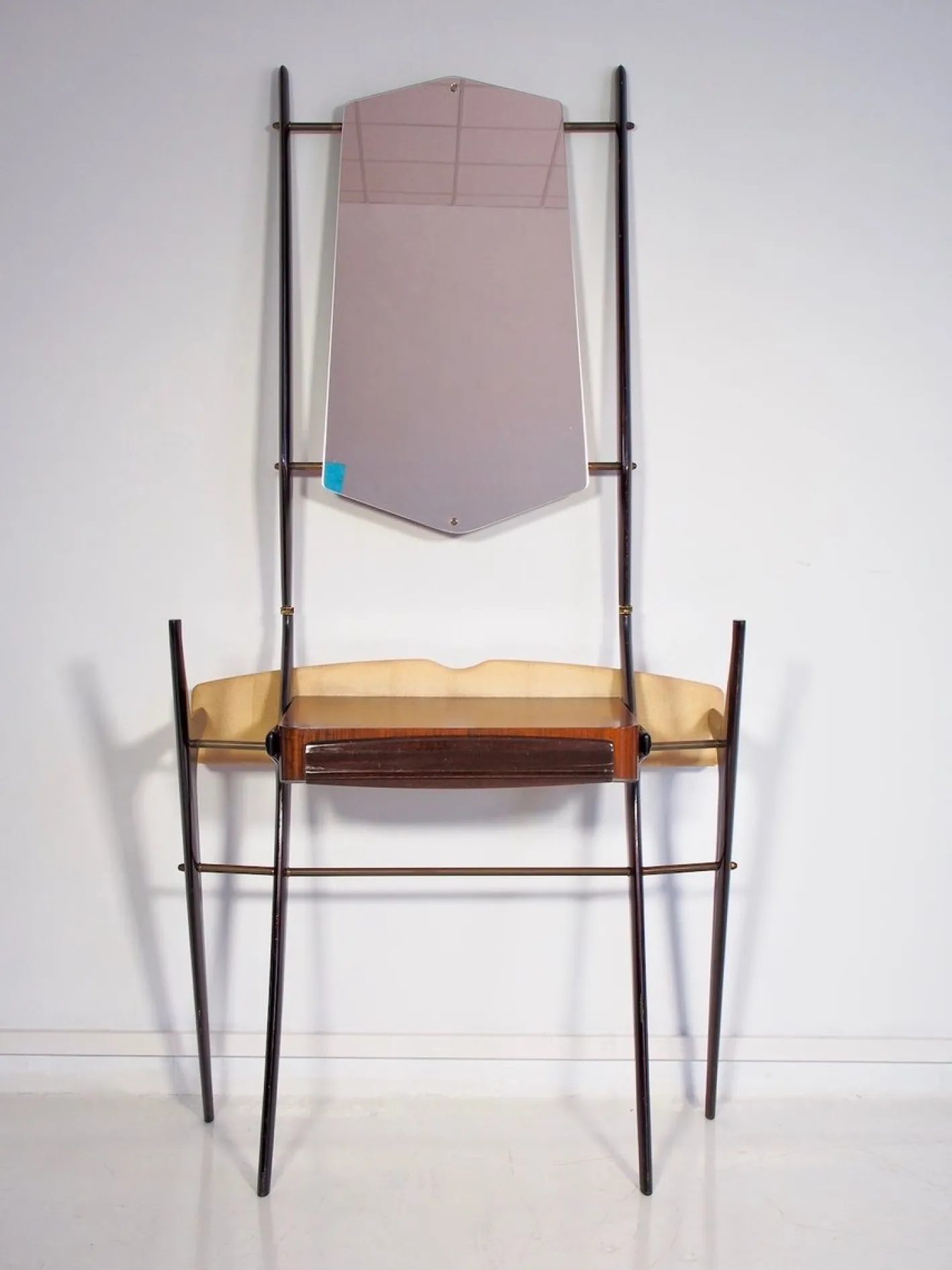 Lackierter Holz Frisiertisch mit Glasplatte und Spiegel, 1950er