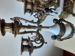 Lancini Uhr mit Kerzenständern im Louis XVI Stil, 1940er, 3er Set