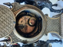 Lancini Uhr mit Kerzenständern im Louis XVI Stil, 1940er, 3er Set
