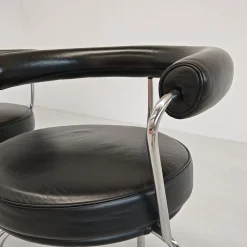 LC7 Drehsessel von Charlotte Perriand für Cassina, 1980er, 2er Set