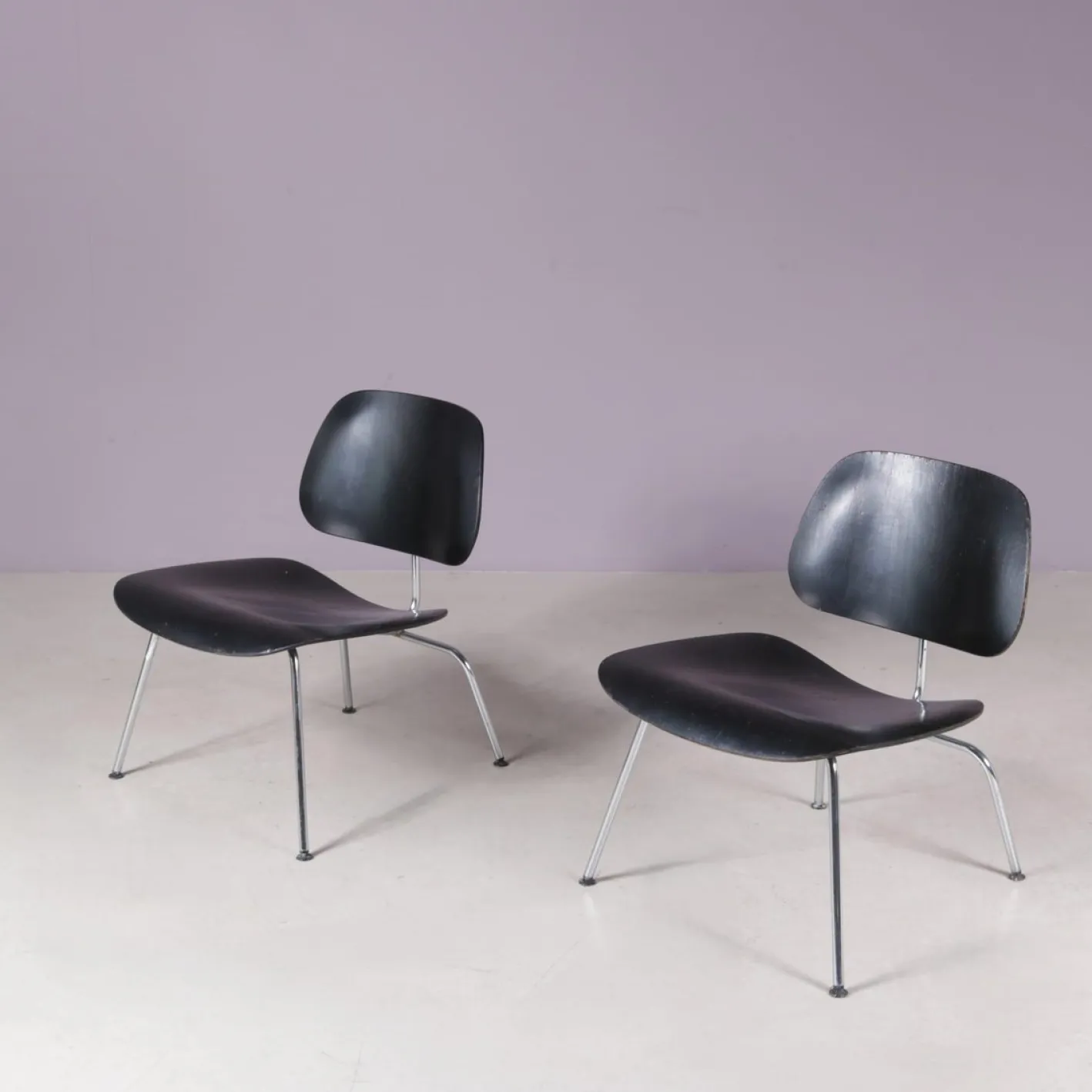 LCM Stühle aus verchromtem Metall mit schwarzem Schichtholz von Charles & Ray Eames für Herman Miller, USA, 1960er, 2er Set