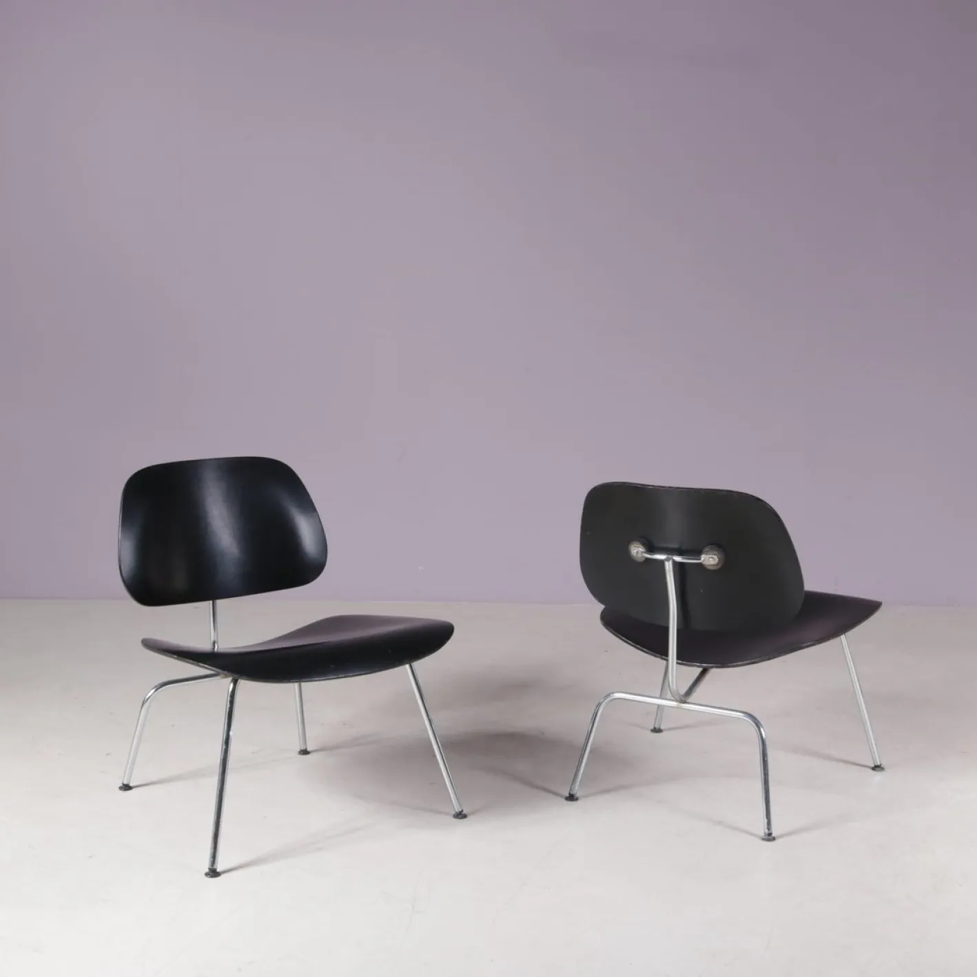 LCM Stühle aus verchromtem Metall mit schwarzem Schichtholz von Charles & Ray Eames für Herman Miller, USA, 1960er, 2er Set