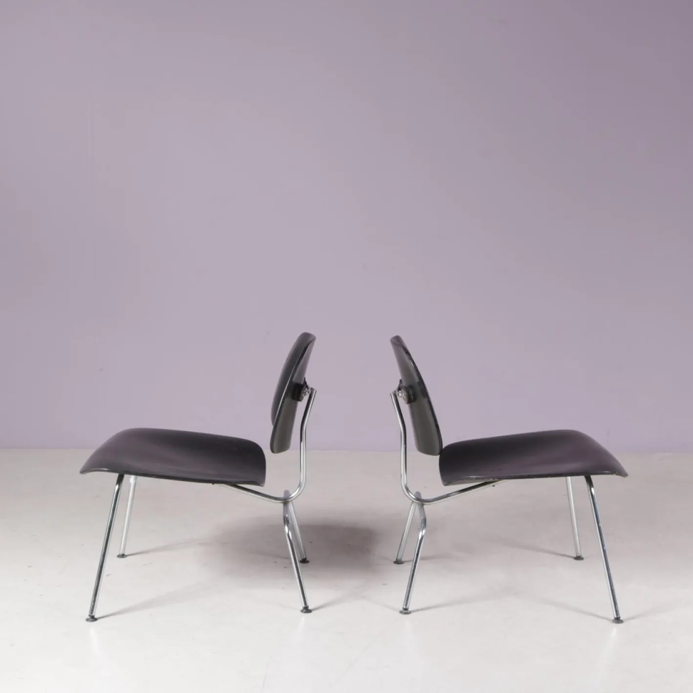 LCM Stühle aus verchromtem Metall mit schwarzem Schichtholz von Charles & Ray Eames für Herman Miller, USA, 1960er, 2er Set