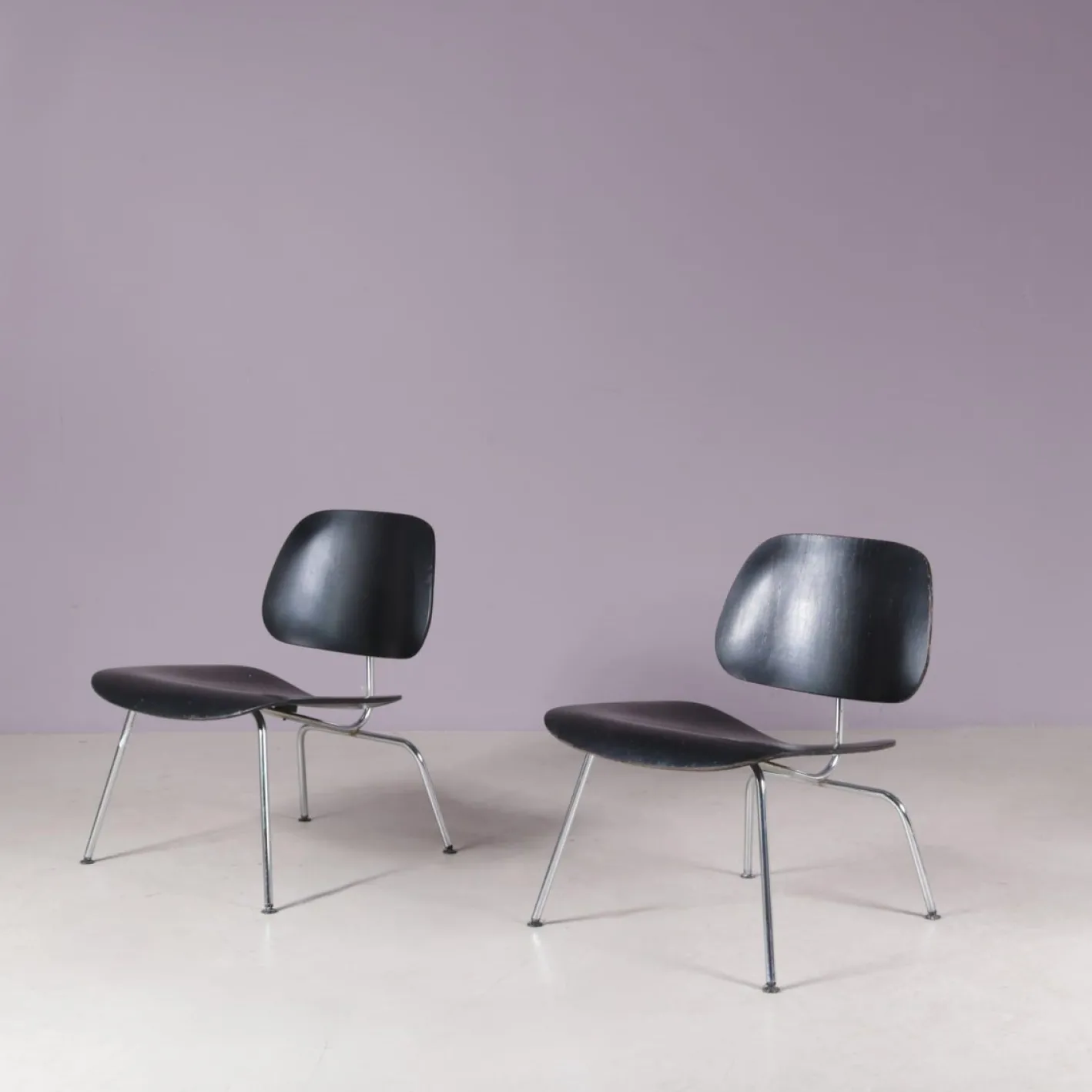 LCM Stühle aus verchromtem Metall mit schwarzem Schichtholz von Charles & Ray Eames für Herman Miller, USA, 1960er, 2er Set
