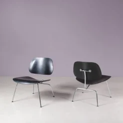 LCM Stühle aus verchromtem Metall mit schwarzem Schichtholz von Charles & Ray Eames für Herman Miller, USA, 1960er, 2er Set