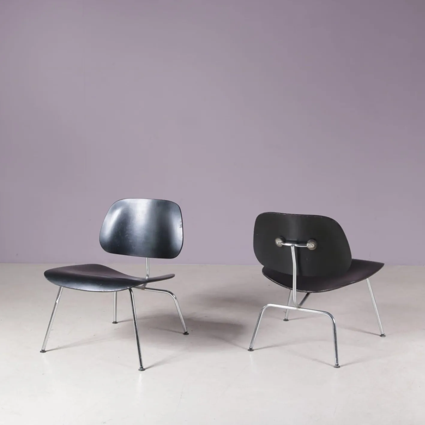 LCM Stühle aus verchromtem Metall mit schwarzem Schichtholz von Charles & Ray Eames für Herman Miller, USA, 1960er, 2er Set