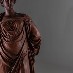 Lebensgroße Terrakotta-Statue der Göttin Ceres, Wien, Ende 19. Jh.
