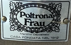 Ledersofa von Poltrona Frau, 1980er