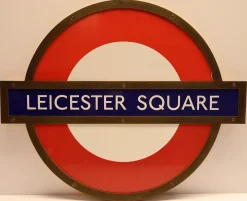 Leicester Square U-Bahnhof Roundel, 1940