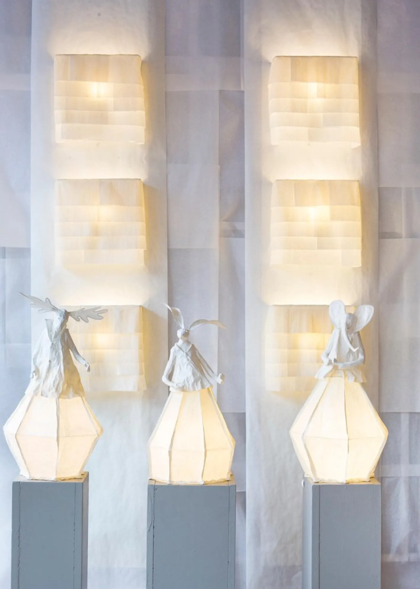 Lichtskulptur aus Papier mit Tiermotiven von Papier À Êtres