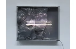 Lichtskulptur Groundlines Lost Surface von Joachim Ramin für Early Light