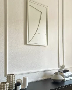 Likya Arch Holz Wandkunst in Oyster White von Likya Atelier